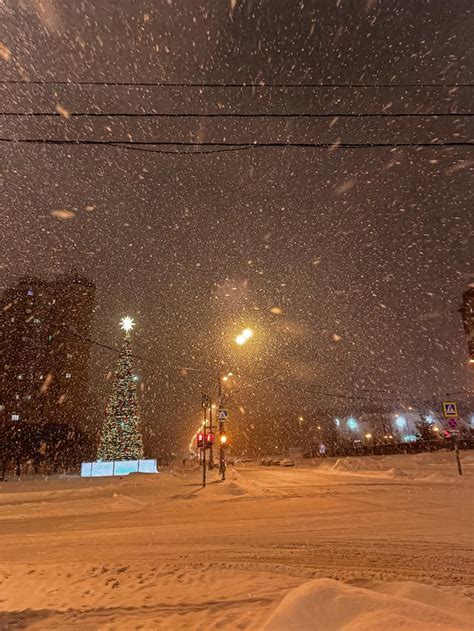 Snowfall in Moscow today : r/Moscow