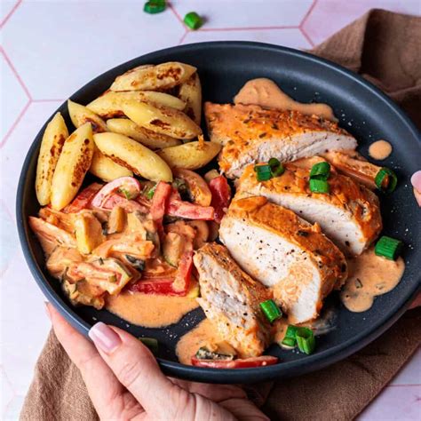 Naked Cake Mit Frischen Beeren Und Biskuitb Den Rezept Mit Schritt F R Schritt Anleitung