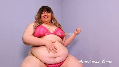 Amazing Bbw Anastasia Gree Posing Just In Her Sexy Lingerie Photos