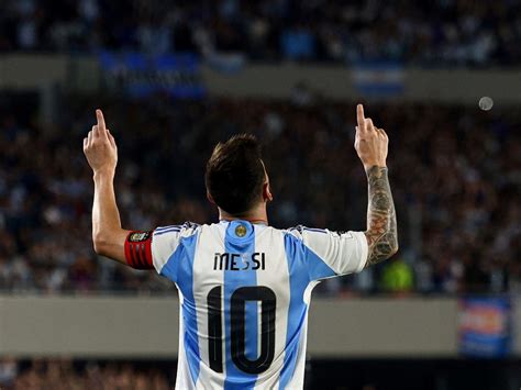 Los jugadores que usaron la 10 de Argentina cuando Messi se ausentó