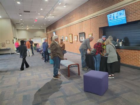 Henderson County Public Library - Henderson Tourist Commission