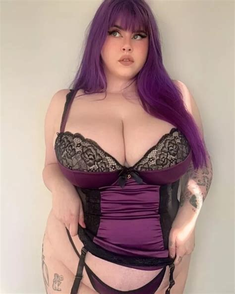 Curvy Model Wows In Sexy Lingerie That Shoppers Say Spices Up Sex Life Daily Star