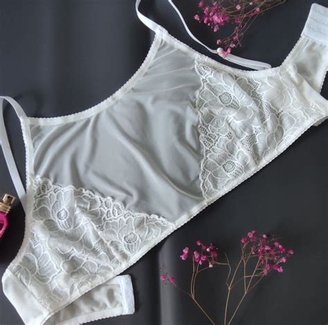 Sheer Transparent Lingerie See Through Romantic Sexy White Mesh Bralette Wireless Embroidered