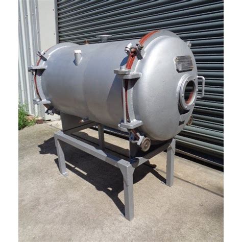 apv mitchell halar lined  tray vac oven