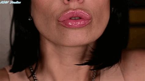 Custom Scraps Z Back With More Vore Views Part Mov Amateur Soles Giantess And Footjobs