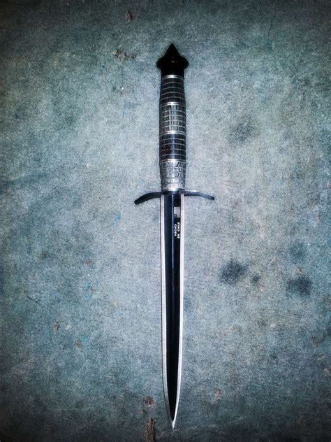 чилийский трехгранный стилет