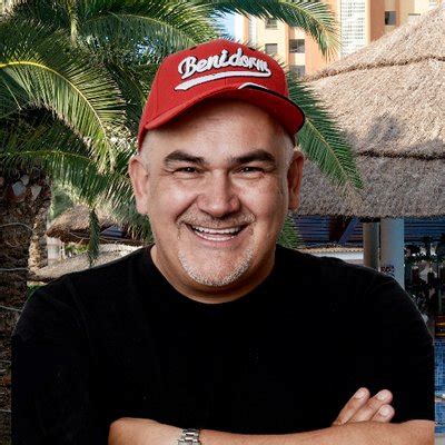 Derren Littens Instagram, Twitter & Facebook on IDCrawl