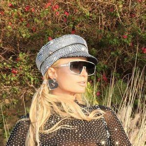 Paris Hilton Parishilton Nude OnlyFans Fapullo
