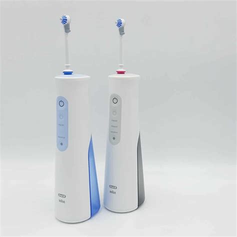 Oral-B Aquacare 4 vs 6 Pro-Expert - Electric Teeth