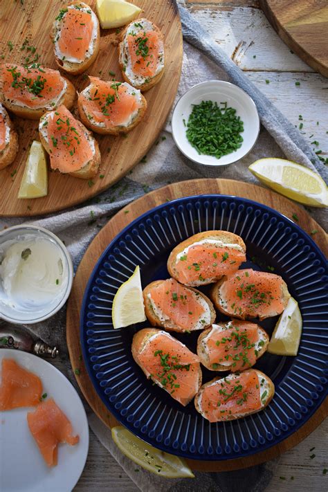 Smoked Salmon And Cream Cheese Canapes Julia S Cuisine