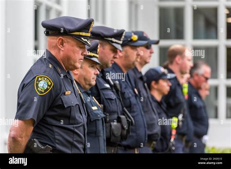 Deputy Police Chief Jim Cogan Hi Res Stock Photography And Images Alamy