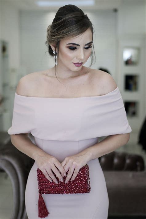 VESTIDO NUDE ROSÉ OMBRO A OMBRO FENDA Closet das