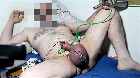 Orgasmus Mit Prall Aufgeblasenem Sack Gay Amateur Porn Feat Qualzucht Xhamster