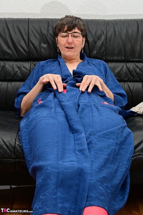 TAC Amateurs Hot Milf In Sex With Dildo