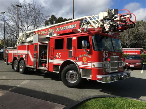Ca San Diego Fire Department Ladder