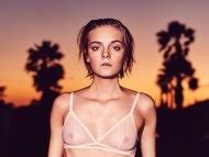 Naked Nimuë Smit Added by MOMUSICMAN