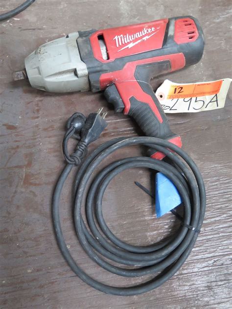 Milwaukee 9070-20 Impact Wrench - Oahu Auctions