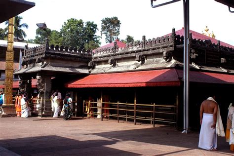 Kollur Mookambika Temple Travel Guide History Timings And Season