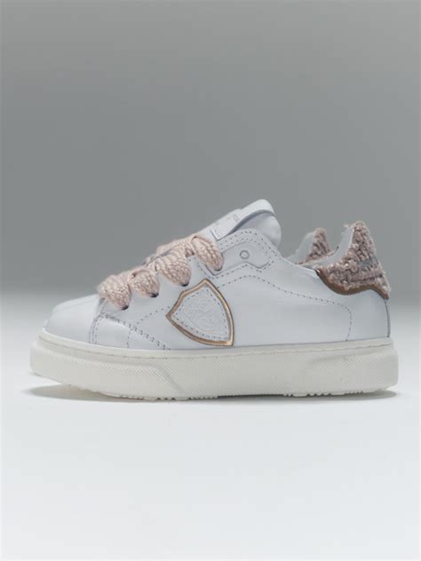 Philippe Model Paris: Sneaker und Bekleidung