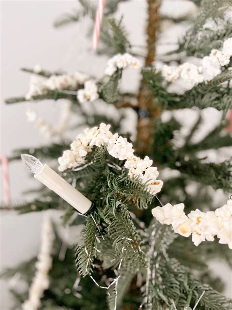 Make A Popcorn Garland For Your Christmas Tree Traditionallycozy