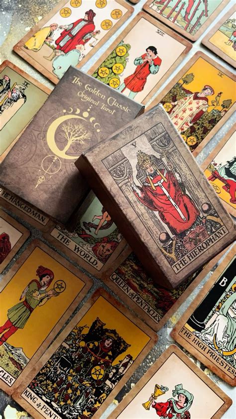 The Golden Classic Original Tarot