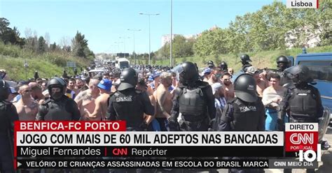 Mais de três mil adeptos do FC Porto a caminho do Estádio da Luz