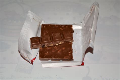Обзор от покупателя на Шоколад Ritter Sport молочный "РОМ ИЗЮМ ОРЕХ ...