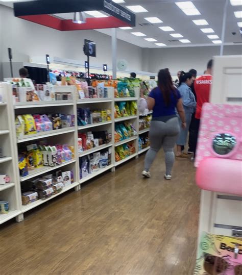 Latina Thick Milf Busted They Always Know Spandex Leggings Yoga Pants Forum