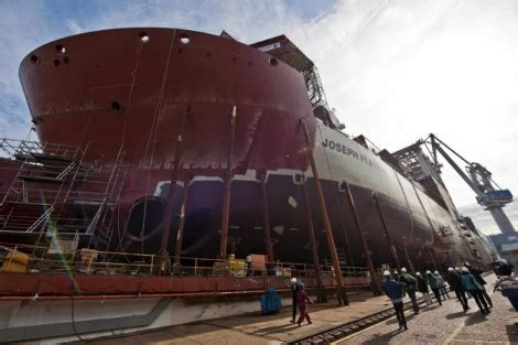 Los astilleros españoles volverán a construir barcos de gran tonelaje