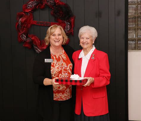 Northwestern Employees Honored for Years of Service at 2022 Recognition