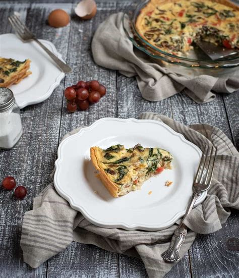 Easy Veggie Quiche - Feasting not Fasting