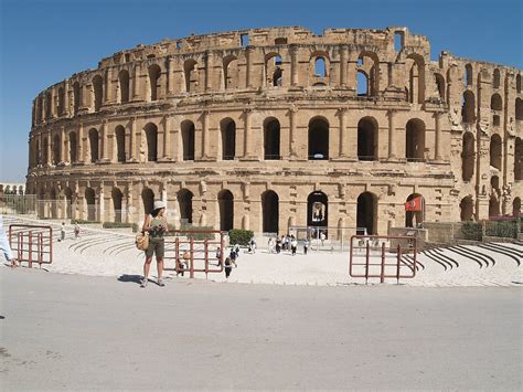 Amphitheatre of El Jem - Wikipedia