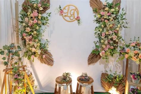 Ide Dekorasi Lamaran Intim Dengan Sentuhan Minimalis Flores Editorial