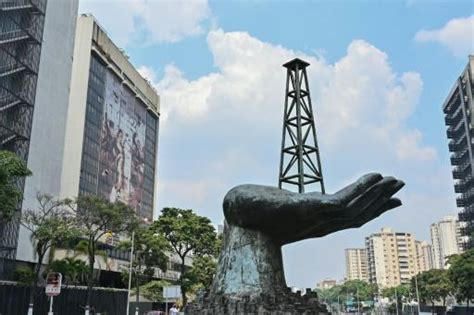 Producci N Petrolera De Venezuela Vuelve A Caer Y Retrocede A Niveles