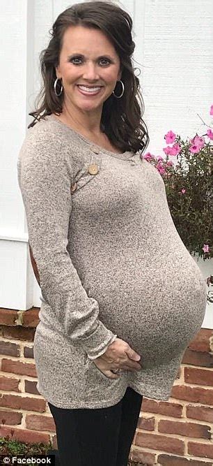 7 Hot Sexy Courtney Waldrop Bikini Pics