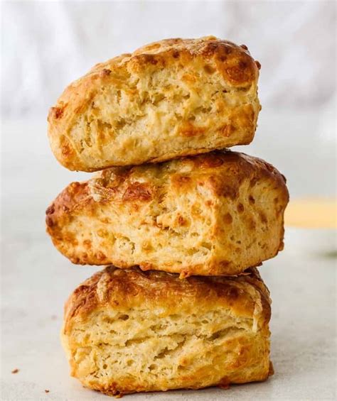 Rich And Flavorful Cheddar Cheese Scones Recipe