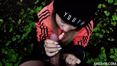 Ich Habe Sie Getroffen Weil Wir Auf Dem Weg Nach Hause Harten Sex In