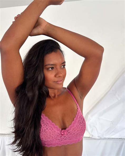 Conjunto Lingerie Suti De Renda Sem Bojo E Calcinha De Renda Na Cor Rosa Vov Pety Am Lia