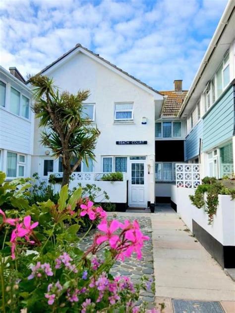 Island View 3 Bedroom Holiday Cottage 40m To Porthgwidden Beach