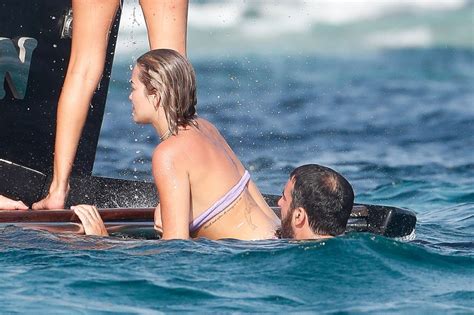 Rita Ora Nude Boobs On A Yacht With Romain Gavras Photos And Videos The Fappening