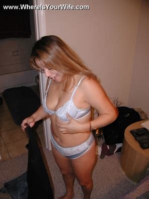 Lusty Latina Housewife Tia Likes Being Used As Fuck Doll XXX Dessert