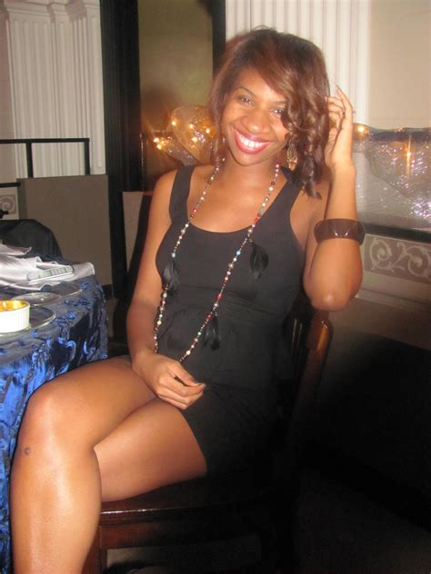 Hot Mama To Be Hey Trina