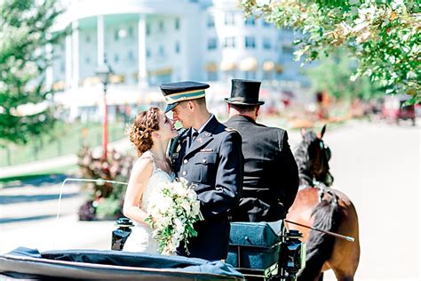 grand-hotel-mackinac-island-wedding-53 | Traverse City Wedding Photographer