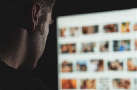 Πάτρα Revenge porn με υλικό από 141 κοπέλες ΤΑ ΝΕΑ