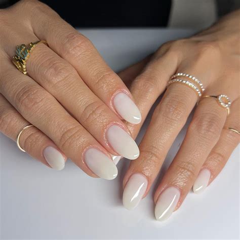 25 Elegant Nude Fall Nail Ideas For A Chic Look Fall Update 2025