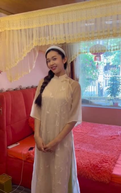 Hot Girl T Y B C House Tour Nh S N C A Ng B Ngo I I N Bi N V Tr C C Ph Ng Ng G Y N