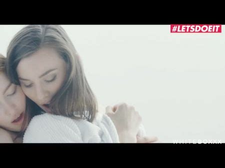 Russian Lesbian Hotntubes Porn