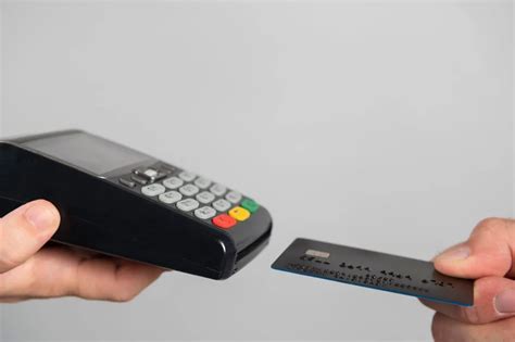 10 Perbedaan Kartu Debit Dan Kredit Bca Fisik Dan Penggunaan Cekatm