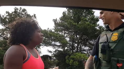 Woman Goes On Hilarious Rant After Hot Police Officer Pulls Her Over
