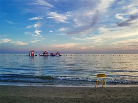 Велика плажа. Самый большой пляж Черногории - Гипертаблоид редактора ...